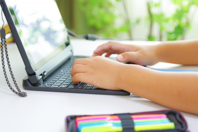 子どもが学校に行けないとき、関市で相談できる場所は?保護者の方々に知ってほしい支援先